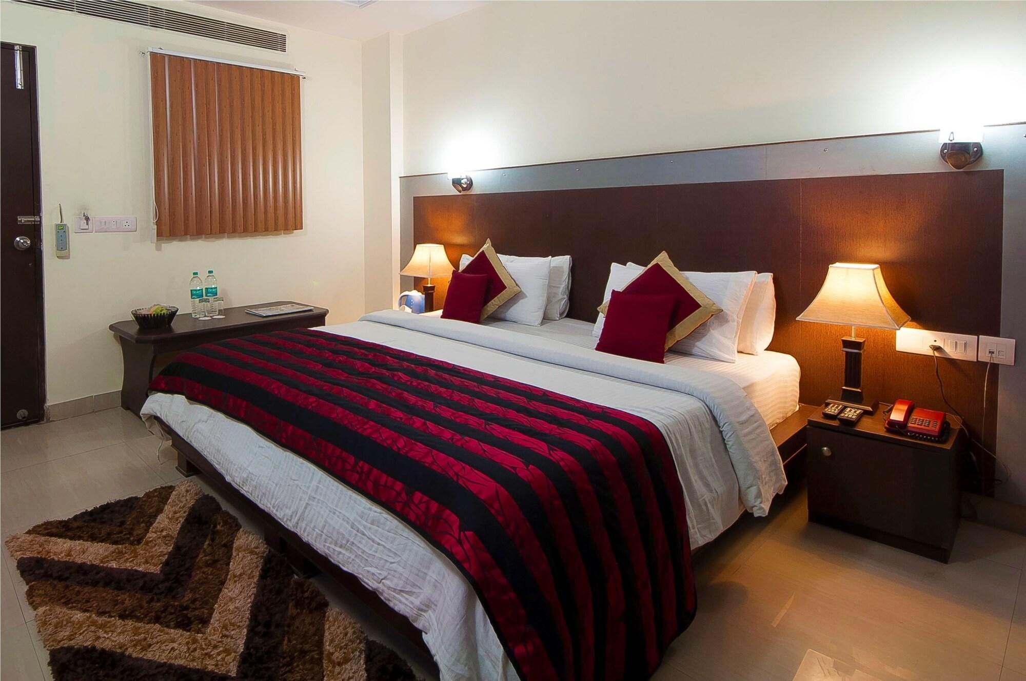 Airport Hotel Vishal Residency New Delhi Exterior photo