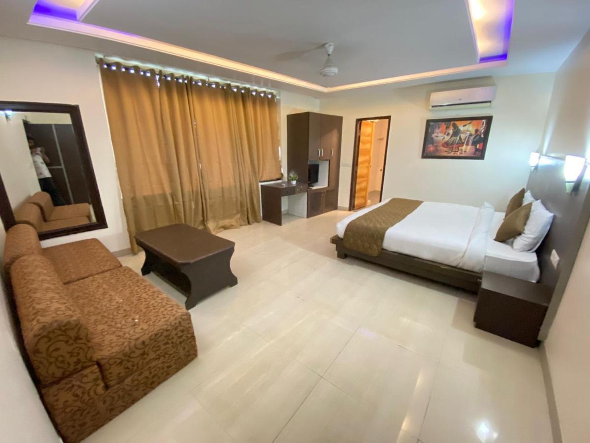 Airport Hotel Vishal Residency New Delhi Exterior photo